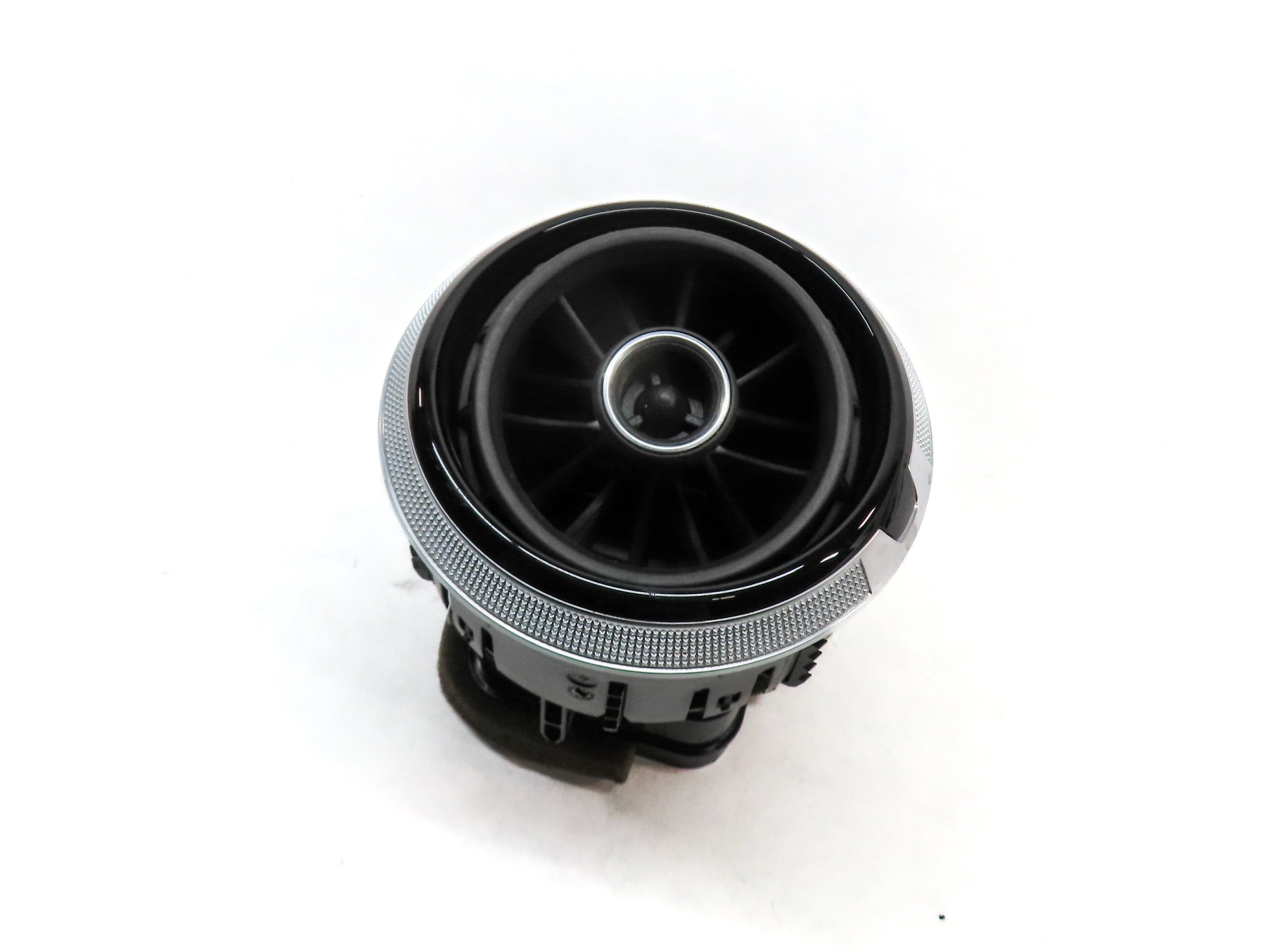 16 AUDI A3 E-TRON (8V) FRONT CENTER LEFT DASH HEAT AIR AC HVAC DASH VENT(BLACK) — exact item pictured